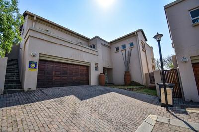 Cluster House For Sale in Rivonia, Sandton