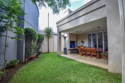 Cluster House For Sale in Rivonia, Sandton